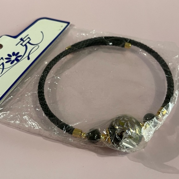 Black and Gold Choker Necklace. - Picture 1 of 2